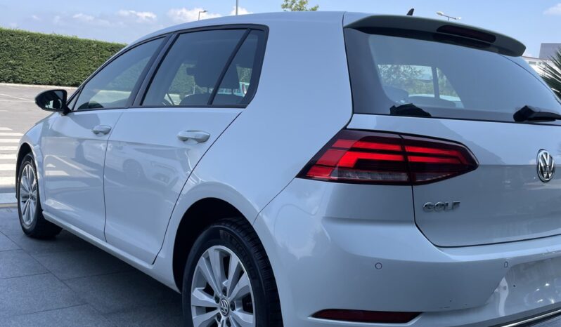 
								VW Golf Automatik 2018 full									