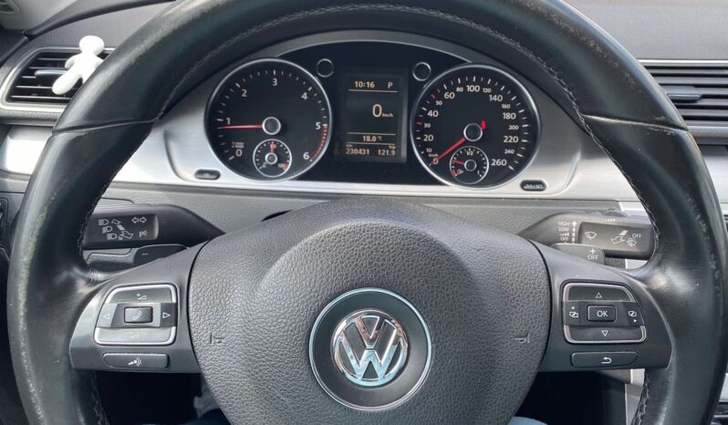 
								VW Passat Automatik 2010 full									