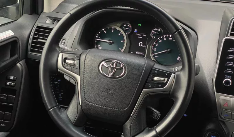 
								Automatik Dizel Toyota Land Cruiser 2020 full									