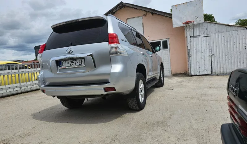 
								Manual Dizel Toyota Land Cruiser 2011 full									