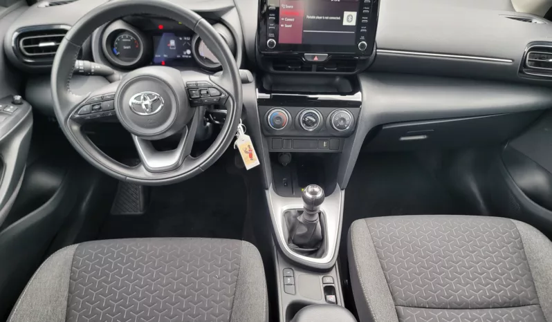 
								Manual Benzin Toyota Yaris Cross 2023 full									