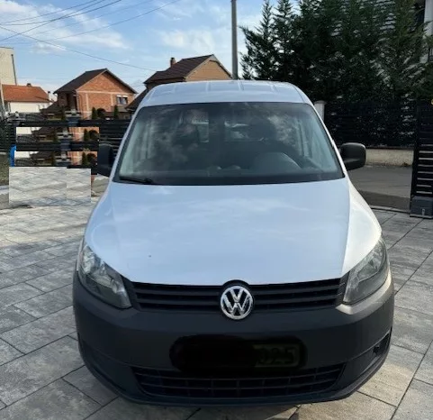 
								Manual Dizel VW Caddy 2015 full									