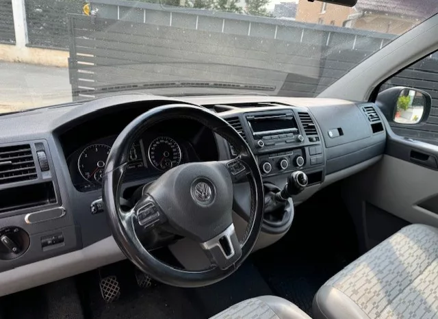 
								Manual Dizel VW Transporter 2013 full									