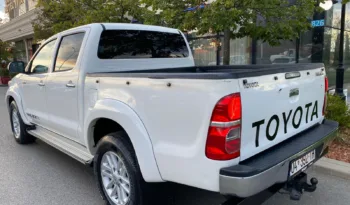 
										Automatik Dizel Toyota Hilux 2015 full									